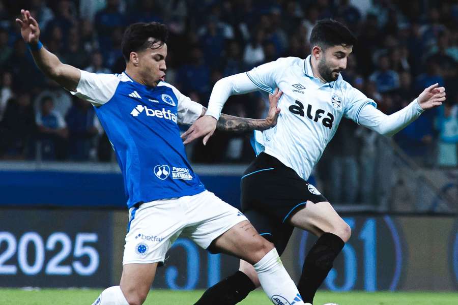 Grêmio e Cruzeiro se enfrentam nesta quarta-feira (5) em Porto Alegre Grêmio e Cruzeiro se enfrentam nesta quarta-feira (5) em Porto Alegre