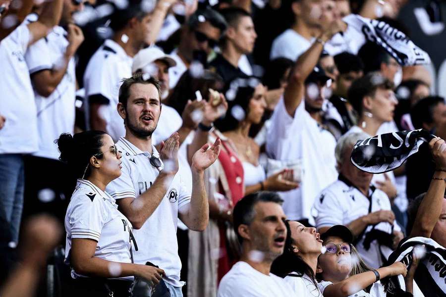 Adeptos do Vitória SC no apoio à equipa Adeptos do Vitória SC no apoio à equipa
