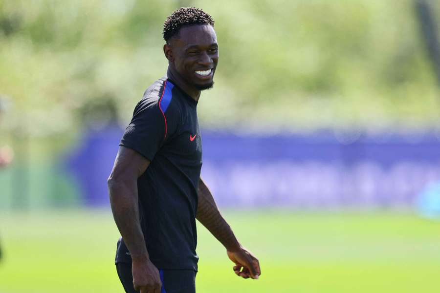 Balogun môže proti Belgicku hrať. Balogun môže proti Belgicku hrať.