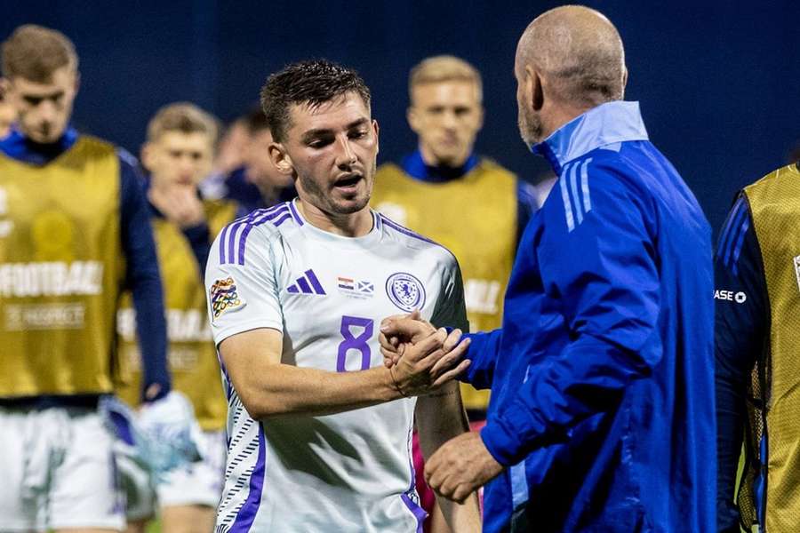 Billy Gilmour no jogo com a Croácia, que não foi televisionado