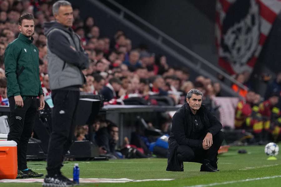 Ernesto Valverde y Luis Enrique en sus áreas técnicas Ernesto Valverde y Luis Enrique en sus áreas técnicas