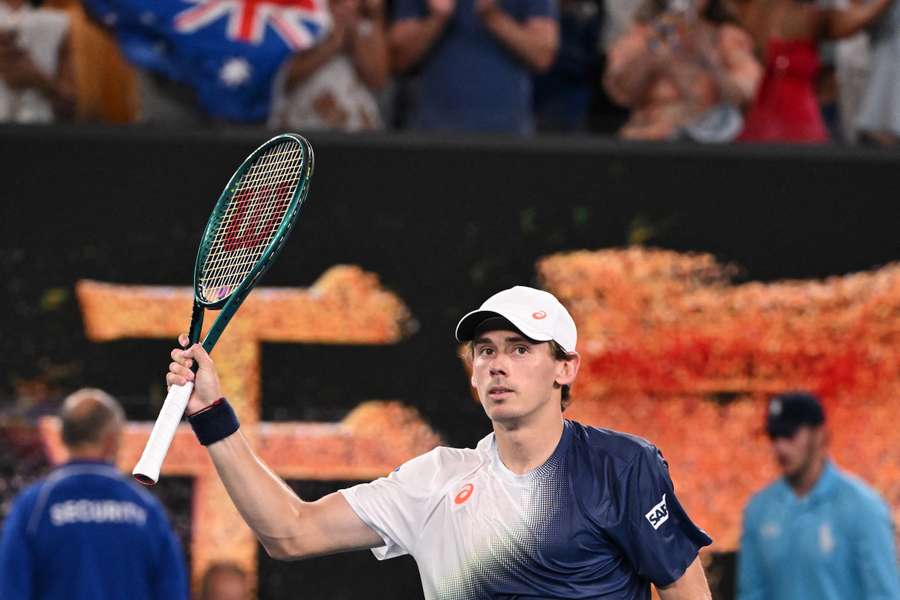 De Minaur est en 1/4 !