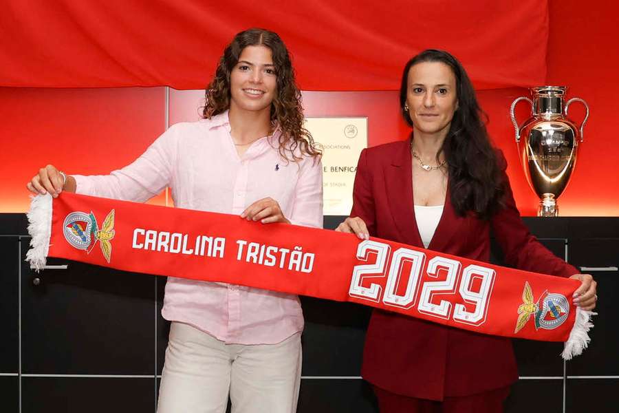 Carolina Tristão renova com o Benfica Carolina Tristão renova com o Benfica