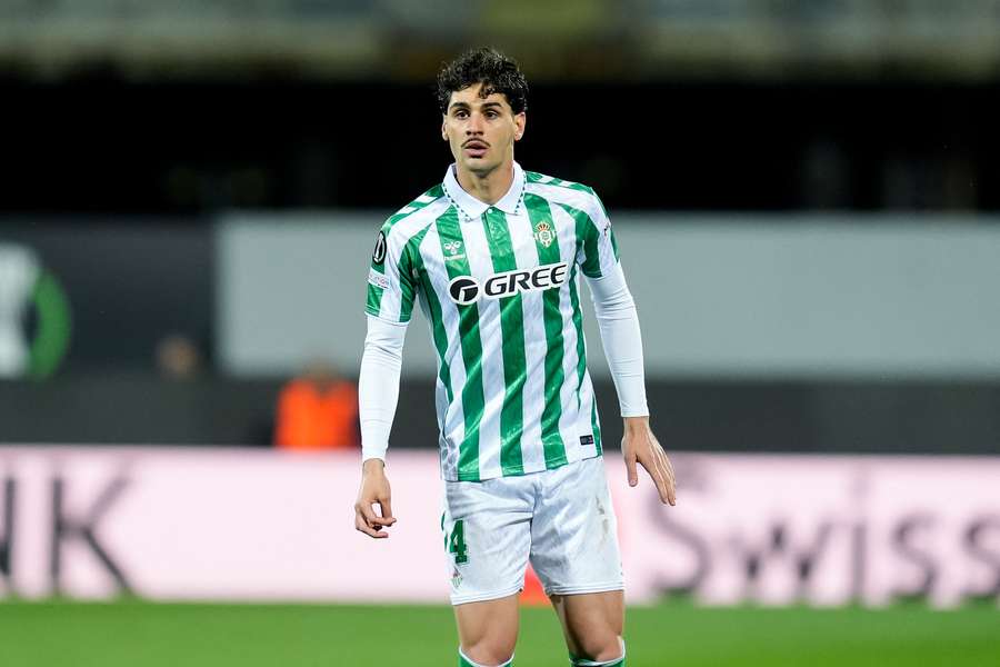Atletico Madrid have signed midfielder Johnny Cardoso from Real Betis