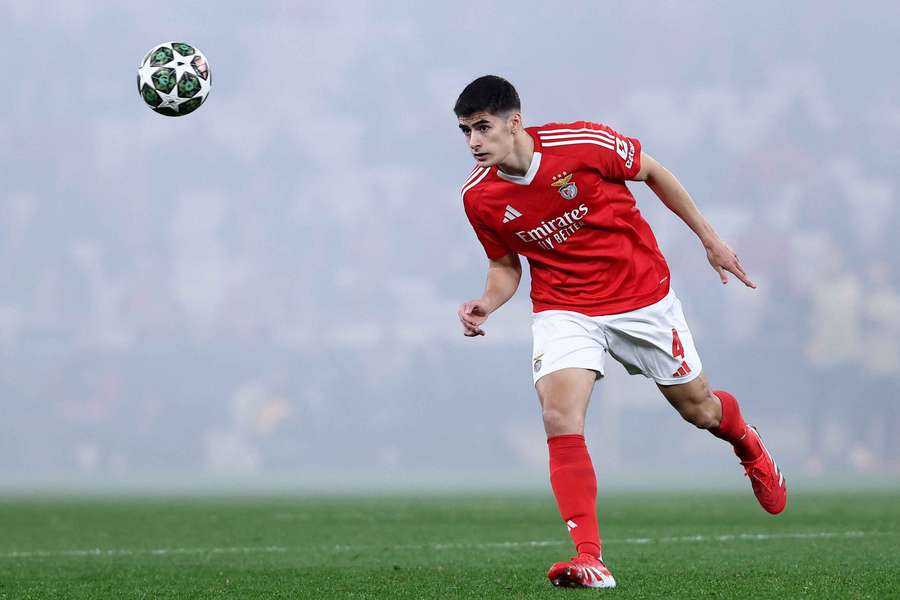 Antonio Silva in action for Benfica Antonio Silva in action for Benfica