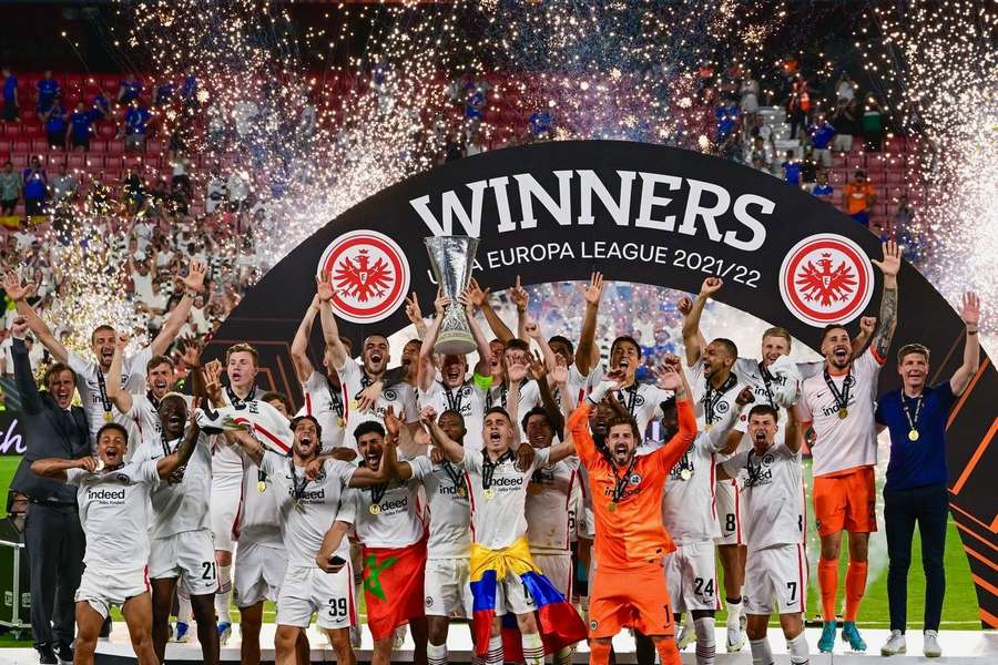 Frankfurt konnte den Titel der UEFA Europa League 2021/22 gewinnen - nun spielen sie in der drittklassigen Europa Conference League.