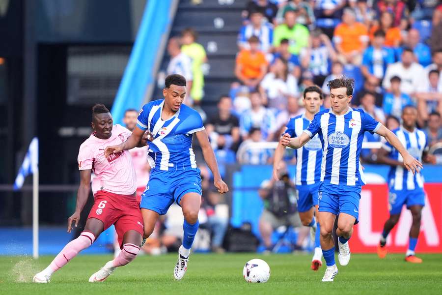 Umar Sadiq, durante el partido ante el Deportivo en el que se lesionó