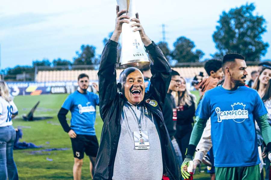 Sr. Grosso, trabalhador e adepto do Alverca