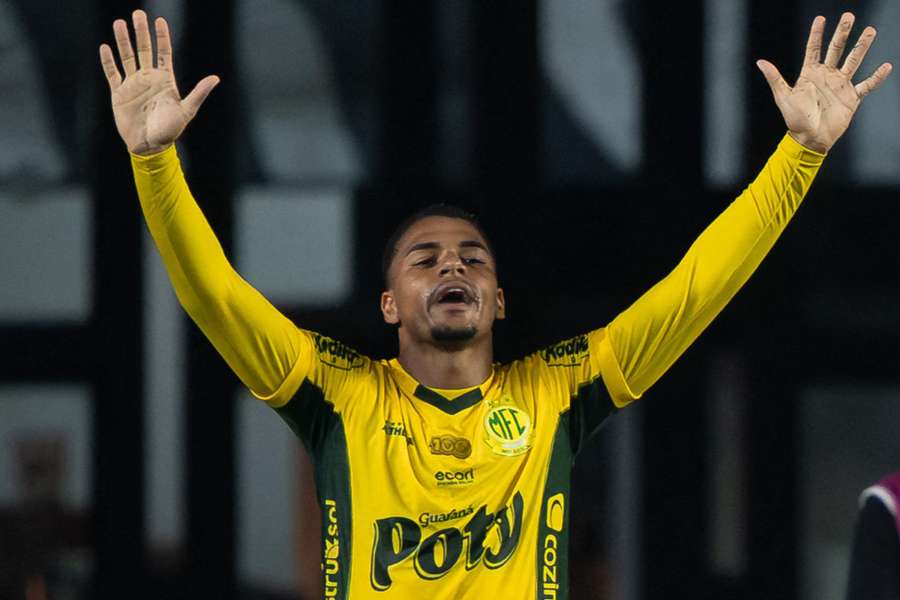 Renato Marques abriu o marcador a favor do Mirassol