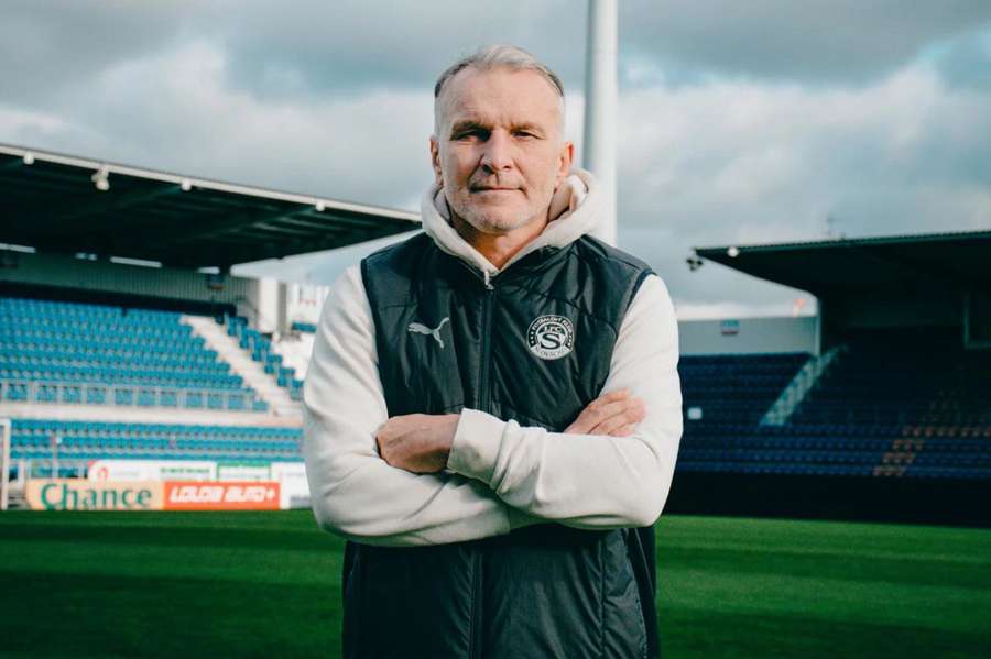 Roman Skuhravý je novým trenérem Slovácka. Roman Skuhravý je novým trenérem Slovácka.