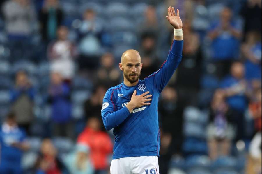 Rangers potvrdili Černého návrat do Německa. V klubu končí i dalších pět hráčů