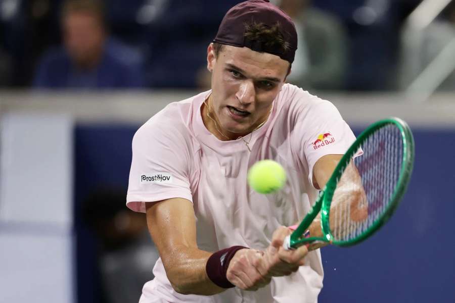 Jakub Menšík na grandslamech nastřílel 672 vítězných míčů. Jakub Menšík na grandslamech nastřílel 672 vítězných míčů.