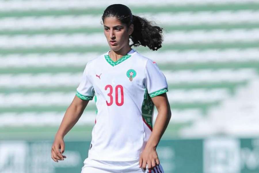 Jamais joué en professionnel, serial-buteuse au milieu des garçons... : Kautar Aznar, la jeune surprise du Maroc Jamais joué en professionnel, serial-buteuse au milieu des garçons... : Kautar Aznar, la jeune surprise du Maroc