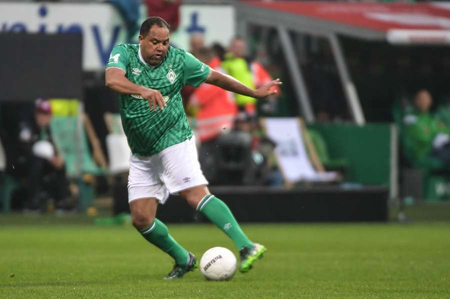 Ailton beim Abschiedsspiel für Pizarro Ailton beim Abschiedsspiel für Pizarro