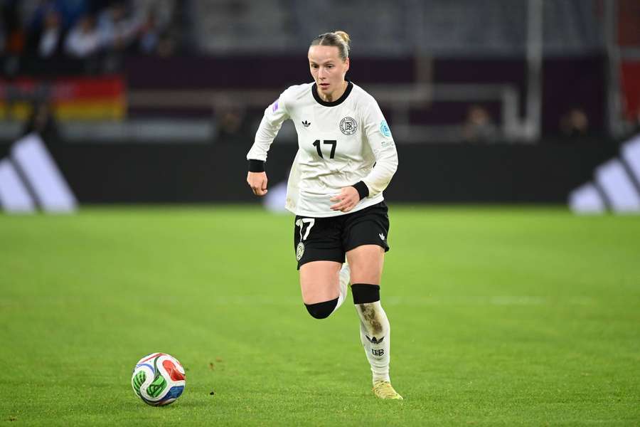 Franziska Kett im DFB-Trikot Franziska Kett im DFB-Trikot