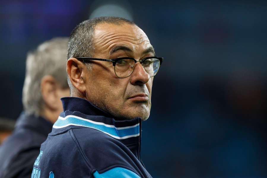 Maurizio Sarri må undre sig over, hvorledes hans mandskab totalt tabte grebet om kampen i anden halvleg.