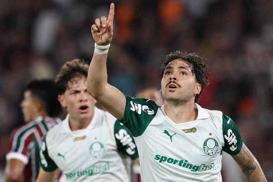 Maurício iniciou a reação do Palmeiras contra o Fluminense Maurício iniciou a reação do Palmeiras contra o Fluminense