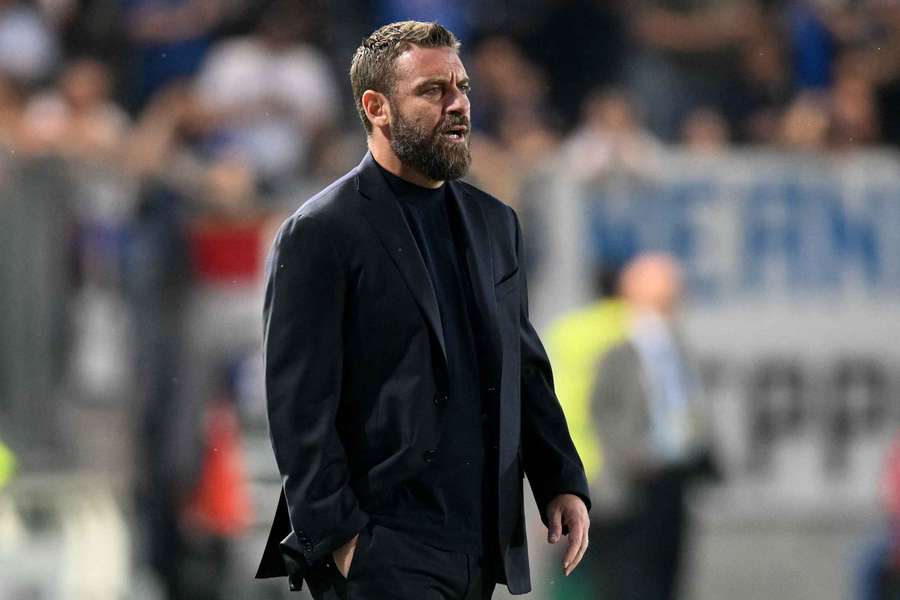 Daniele De Rossi is the new Genoa manager Daniele De Rossi is the new Genoa manager