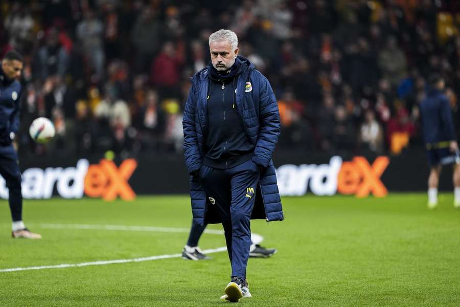 Mourinho during the game Mourinho during the game