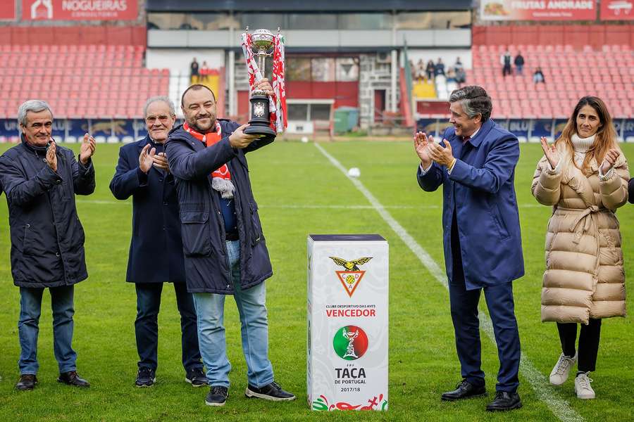 O troféu regressou à Vila das Aves