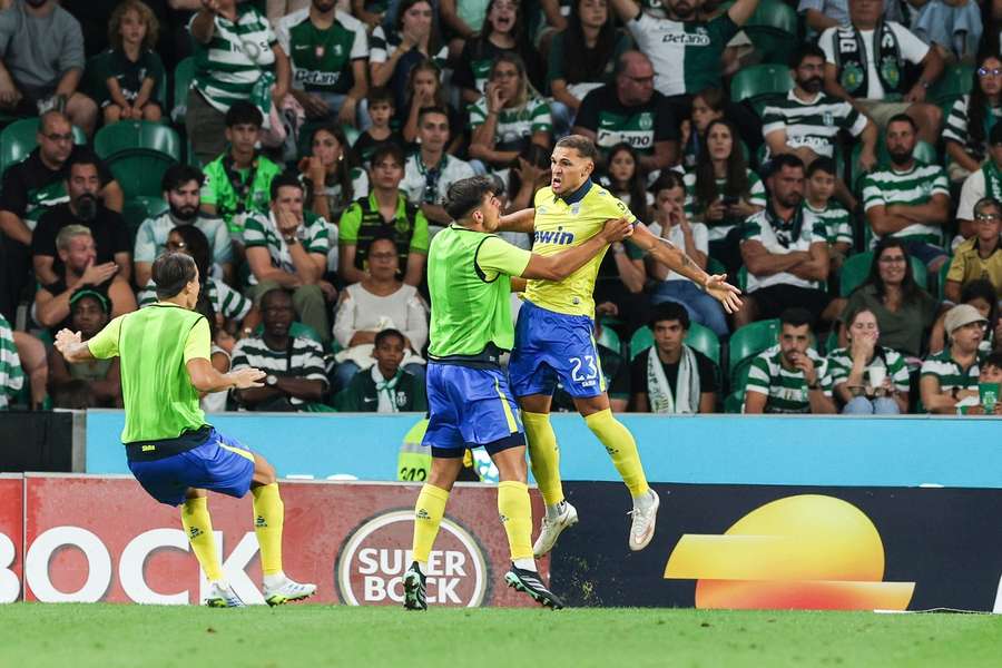 Dylan Nandín fez o 2-2 do Arouca aos 88 minutos diante do Sporting Dylan Nandín fez o 2-2 do Arouca aos 88 minutos diante do Sporting