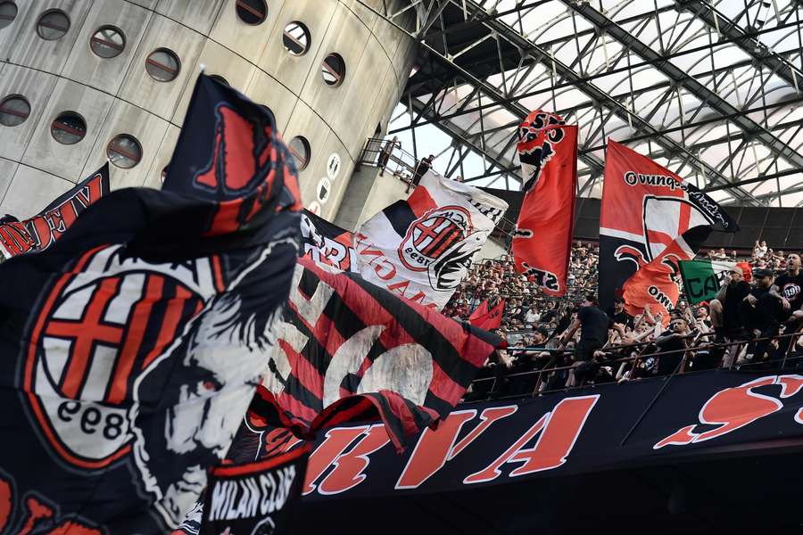 San Siro na de overwinning van AC Milan op Lazio op 6 mei