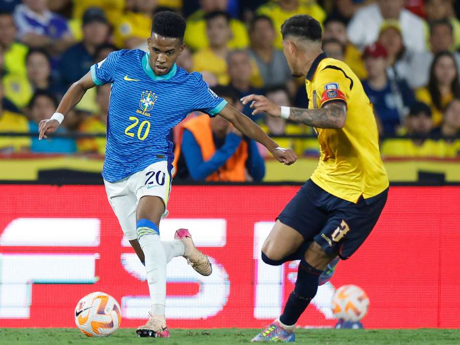 Estêvão foi titular da seleção pela primeira vez Estêvão foi titular da seleção pela primeira vez