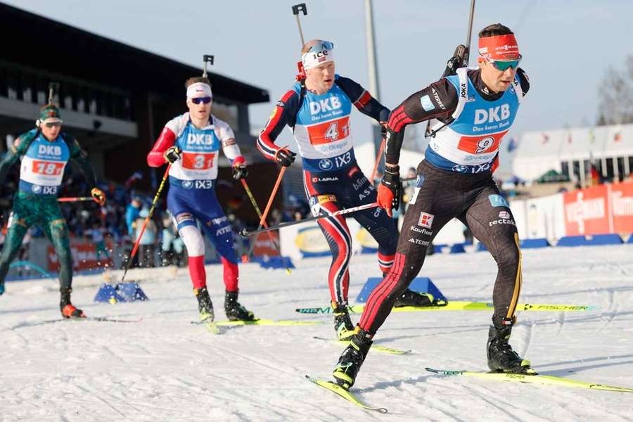 Philipp Nawrath (r.) während dem Rennen in Otepää Philipp Nawrath (r.) während dem Rennen in Otepää