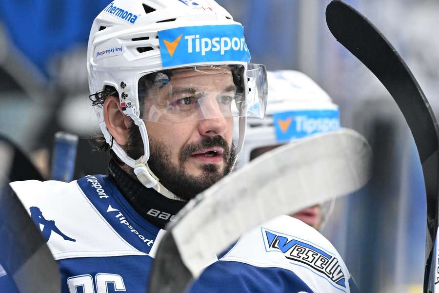 Hokejista Zaťovič se po náhlém konci v Kometě Brno vrací do rodného Přerova Hokejista Zaťovič se po náhlém konci v Kometě Brno vrací do rodného Přerova