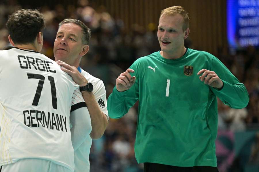 Handballer David Späth (r.) wuchs gegen Spanien über sich hinaus