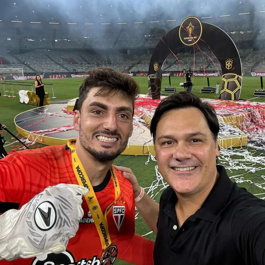 Rafael é um dos atletas agenciados pela FMS Rafael é um dos atletas agenciados pela FMS