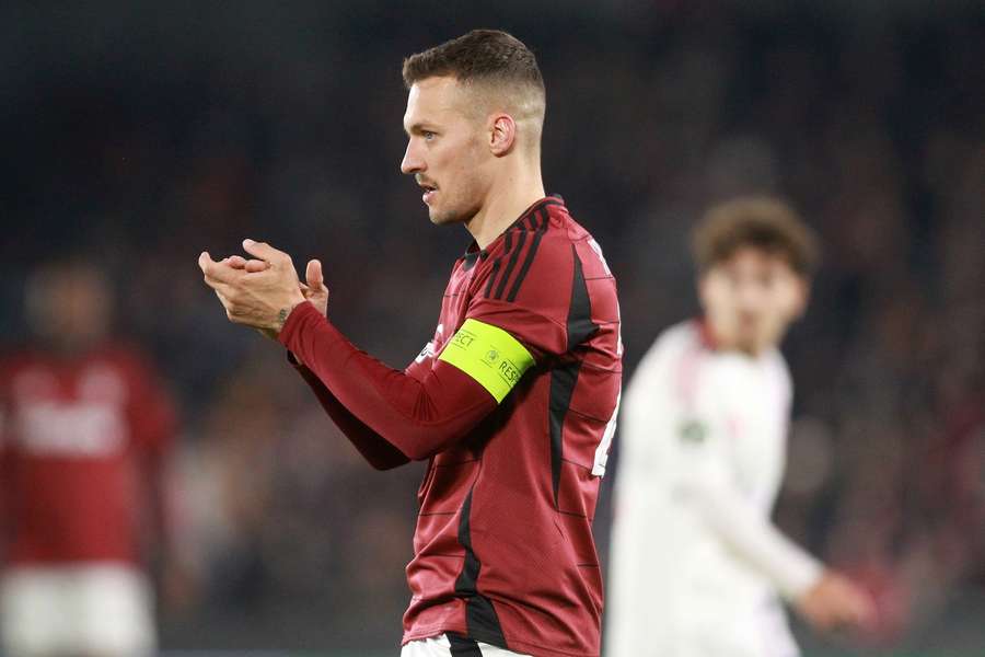 Lukáš Haraslín se proti Rakówu neprosadil. Lukáš Haraslín se proti Rakówu neprosadil.