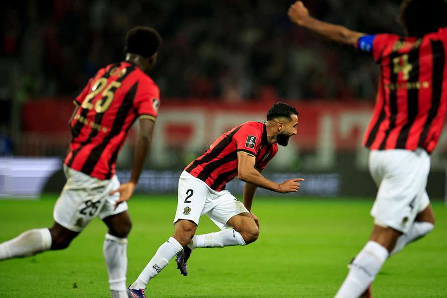 Ali Abdi viert de openingstreffer van OGC Nice