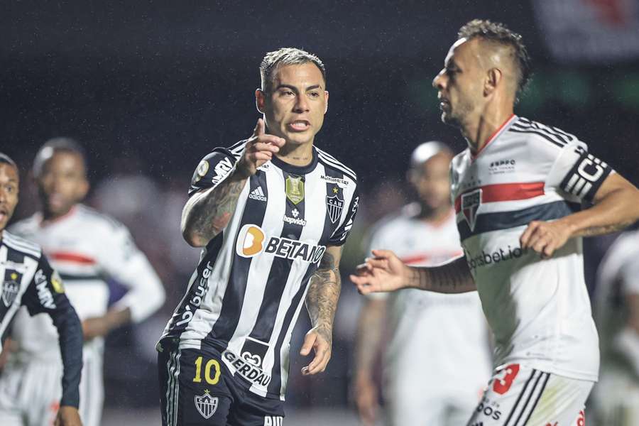 Vargas empatou na reta final da partida no Morumbi