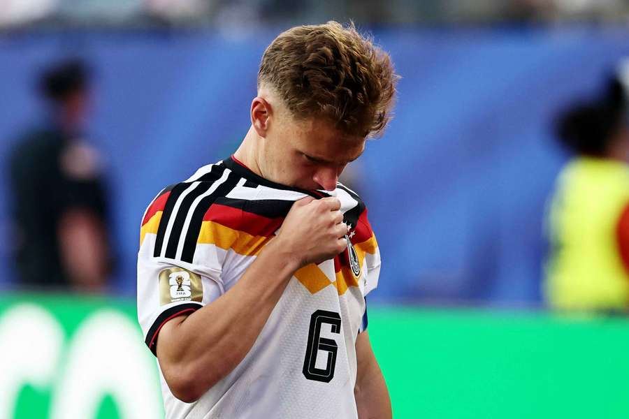 Joshua Kimmich nach dem bitteren DFB-Ausscheiden gegen Paraguay Joshua Kimmich nach dem bitteren DFB-Ausscheiden gegen Paraguay