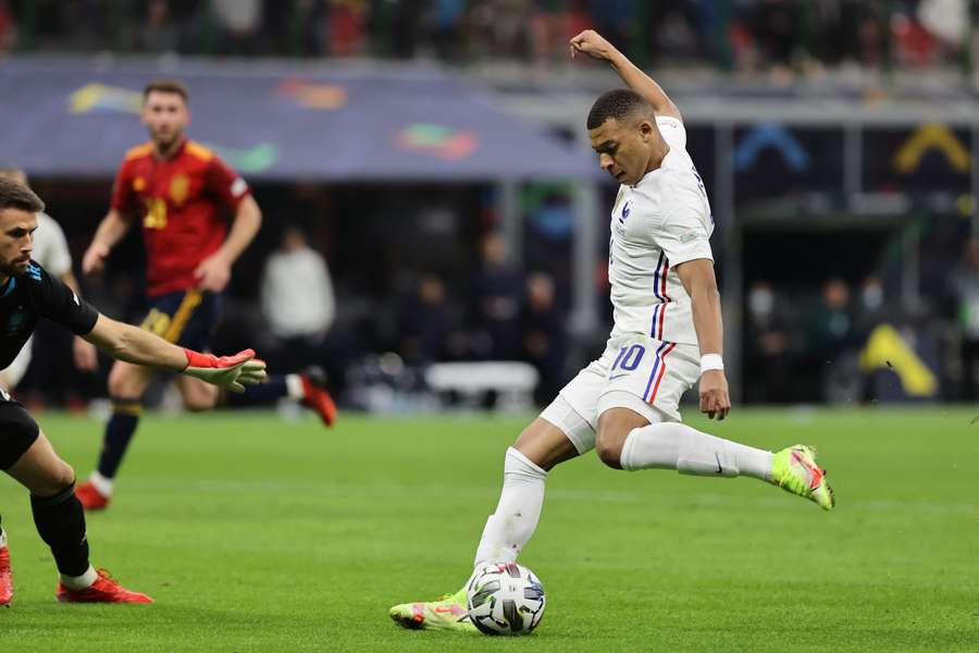 "La règle Mbappé" ou quand un France-Espagne réécrit les règles du football "La règle Mbappé" ou quand un France-Espagne réécrit les règles du football