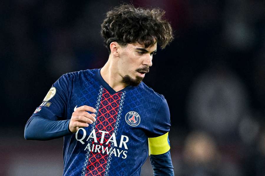 Vitinha durante el partido contra el Auxerre.