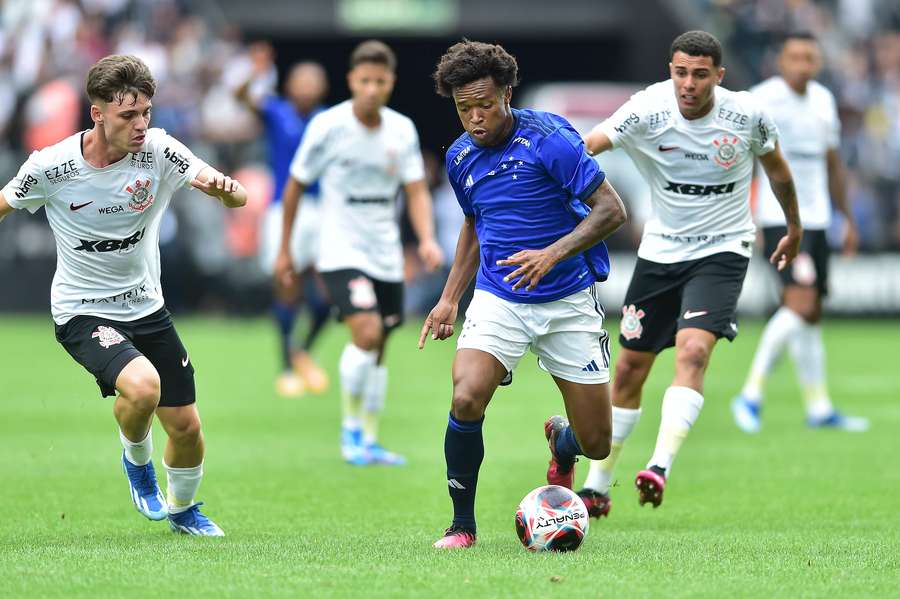 Cruzeiro foi melhor no primeiro tempo da final