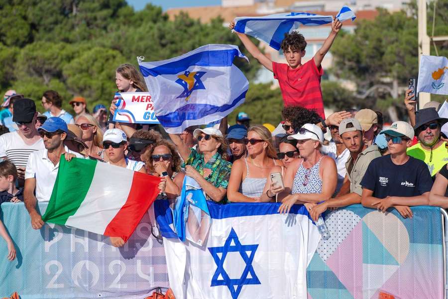 Steun voor Israël bij het zeilen in Marseille