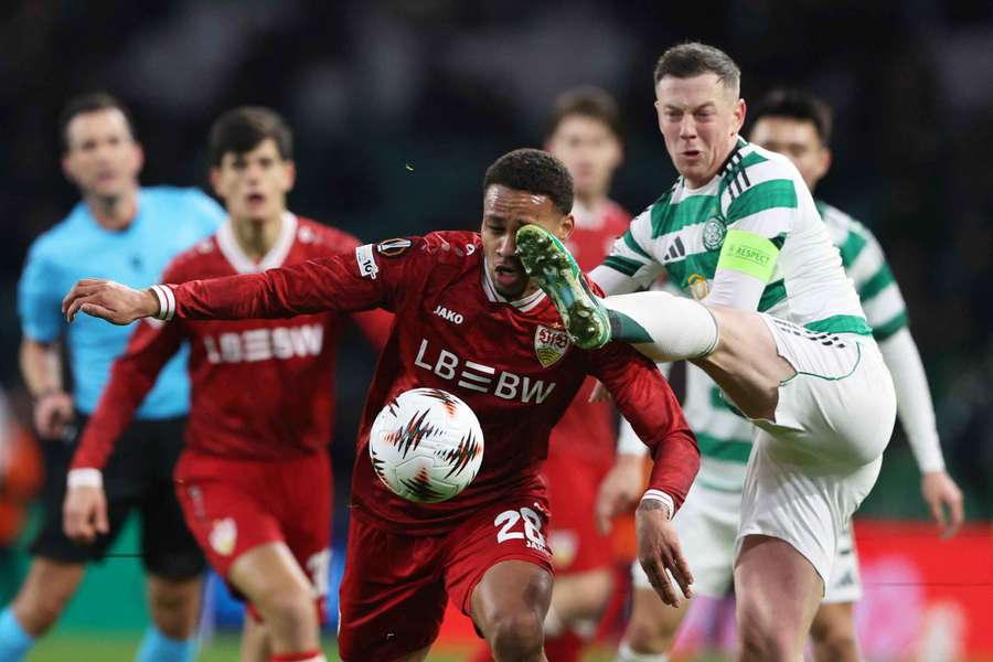 Estugarda venceu por 1-4 o Celtic na Escócia Estugarda venceu por 1-4 o Celtic na Escócia