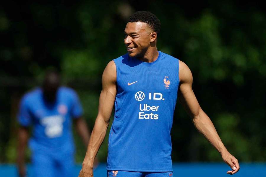 Mbappé sa chystá na MS. Mbappé sa chystá na MS.