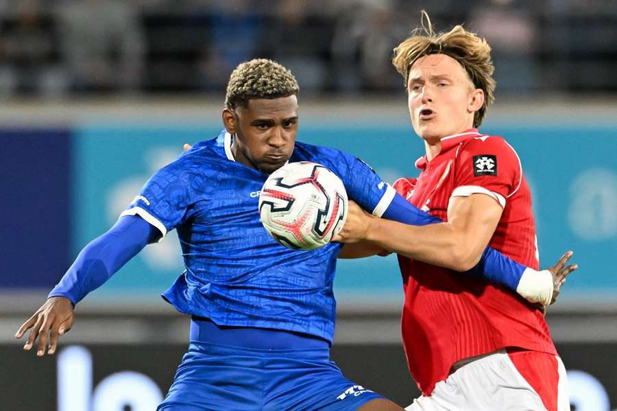 Gent's Josue Vergara and Standard Liege's's Ibe Hautekiet pictured in action
