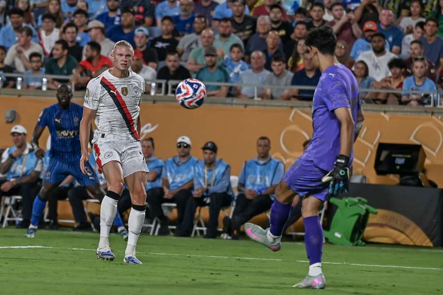 Haaland asks Al Hilal goalkeeper Bounou to join Man City after stunning performance Haaland asks Al Hilal goalkeeper Bounou to join Man City after stunning performance