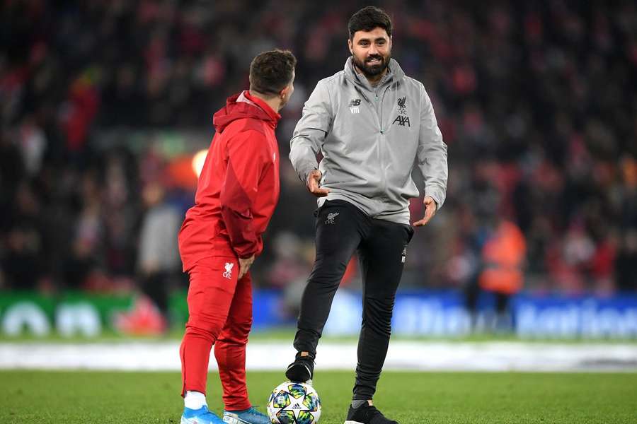 Vítor Matos trabalhou vários anos no Liverpool