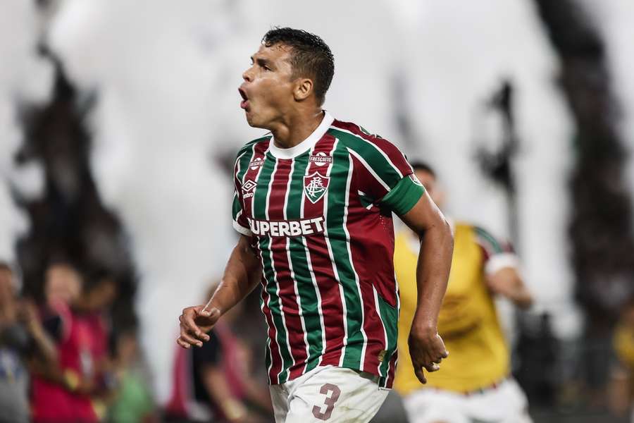 Thiago Silva fez o gol da classificação do Fluminense