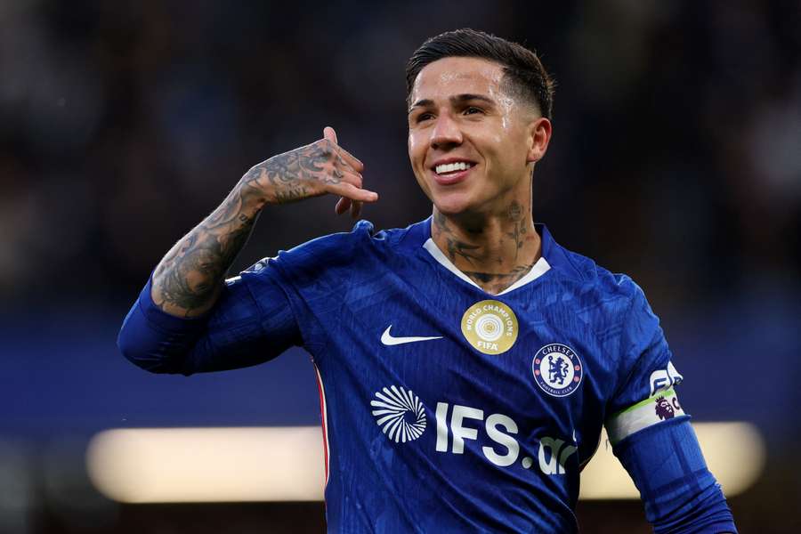 Fernández může vyměnit Chelsea za Manchester City. Fernández může vyměnit Chelsea za Manchester City.