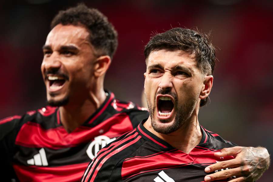 O Flamengo segue escrevendo um 2025 brilhante O Flamengo segue escrevendo um 2025 brilhante