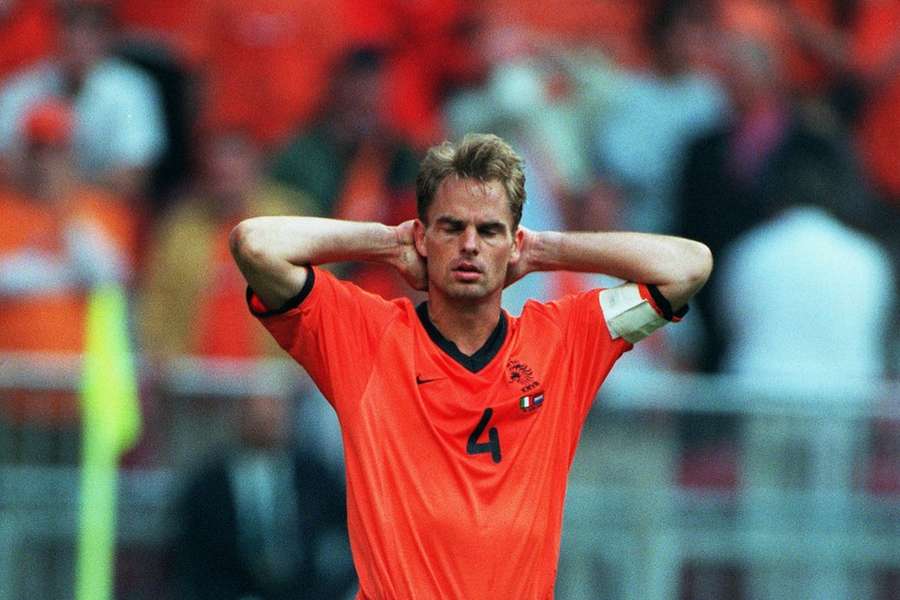 Frank de Boer miste twee penalty's in de halve finale tegen Italië op het EK van 2000 