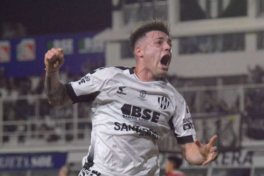 Lucas Besozzi chega a Porto Alegre nesta segunda-feira (31)