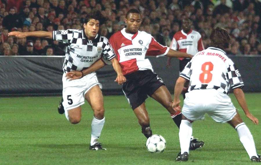 Pedro Emanuel (à esquerda) em sua época de zagueiro do Boavista